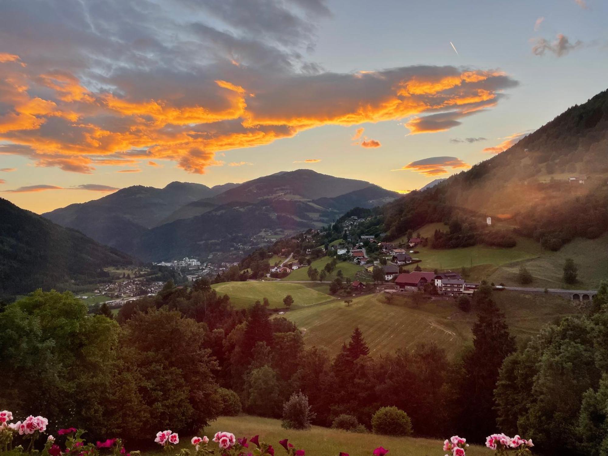 Landhaus Schoenblick Radenthein Dış mekan fotoğraf